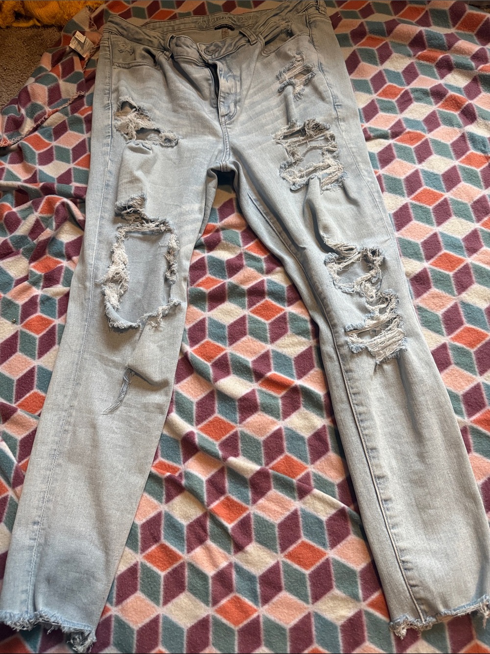 American Eagle Outfitters Light Blue Distressed Skinny Jeans